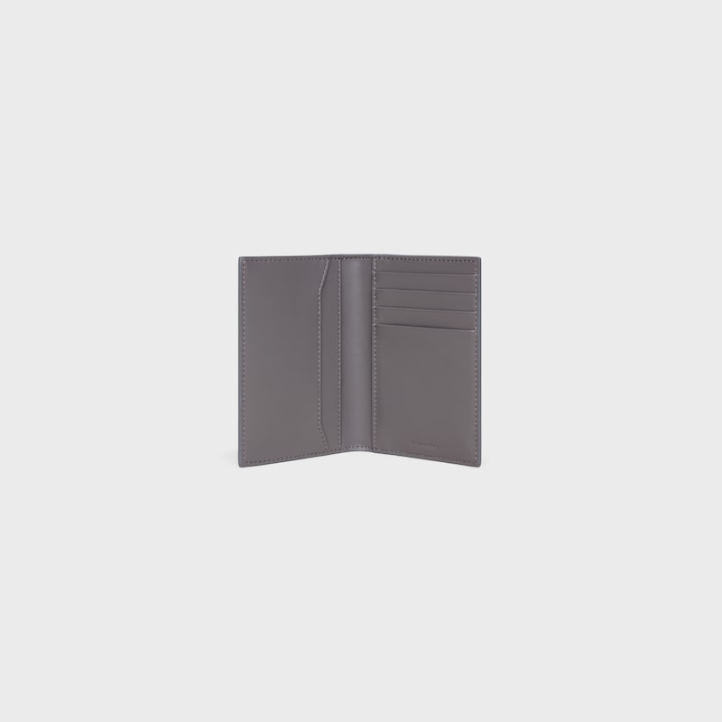 vertical card holder in grained calfskin