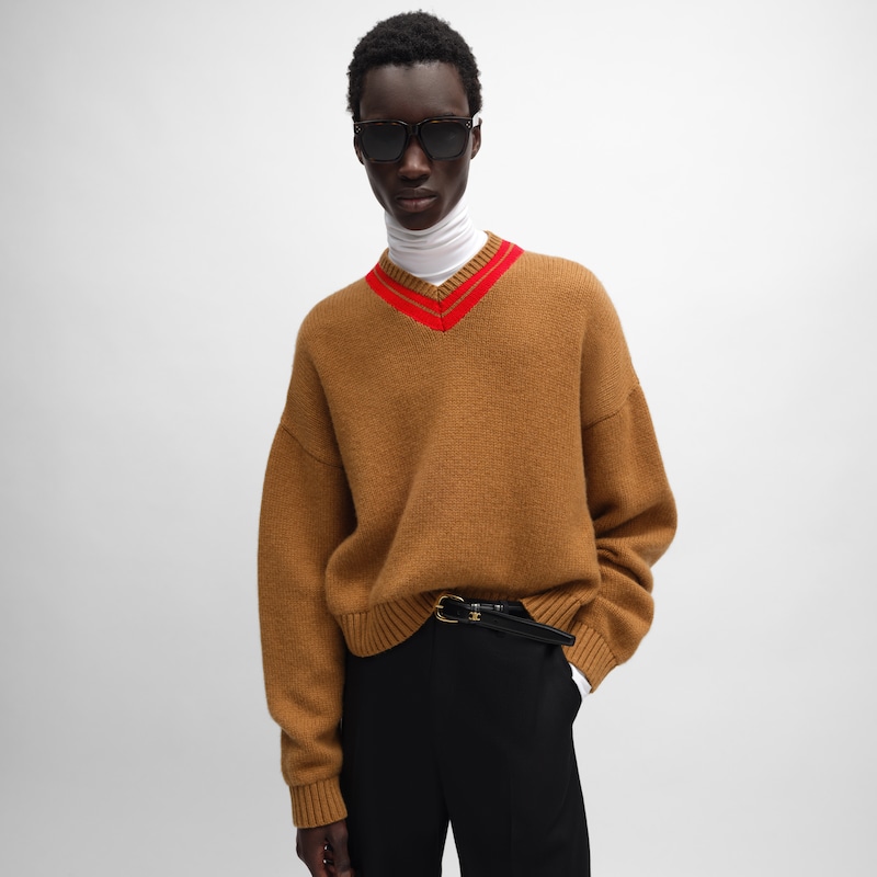 v-neck sweater in cashmere