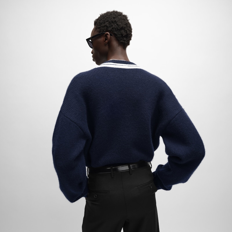 v-neck sweater in cashmere