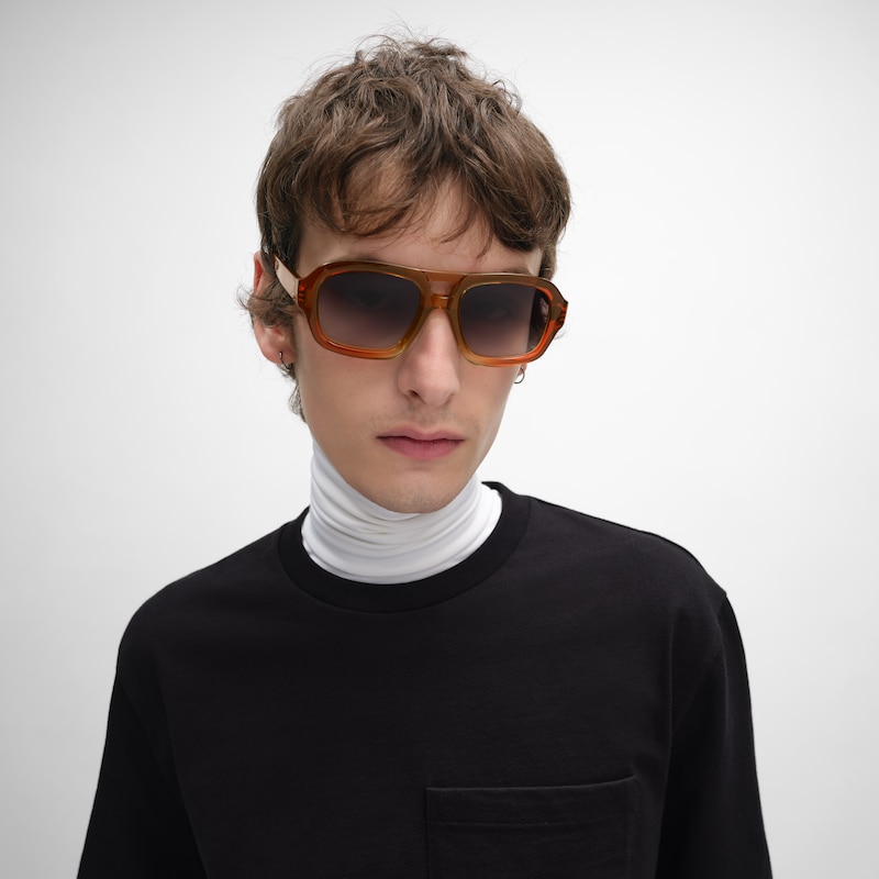 black frame 62 sunglasses in acetate