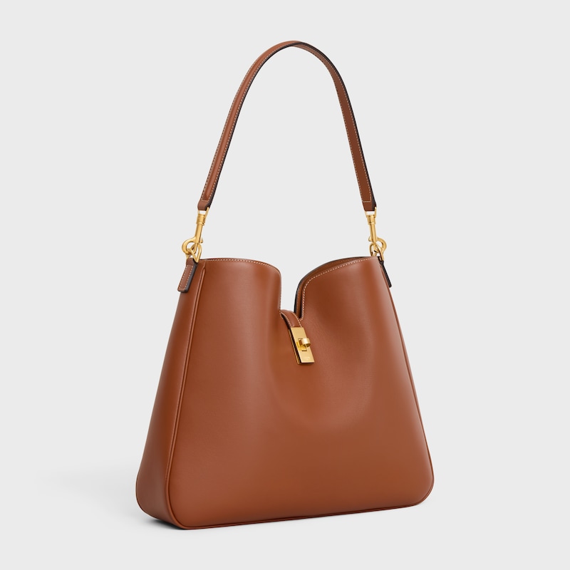 medium camille 16 soft bag in smooth calfskin