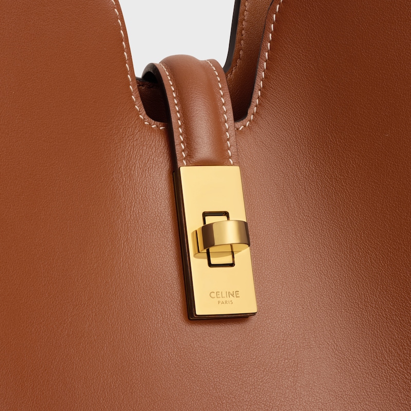 medium camille 16 soft bag in smooth calfskin