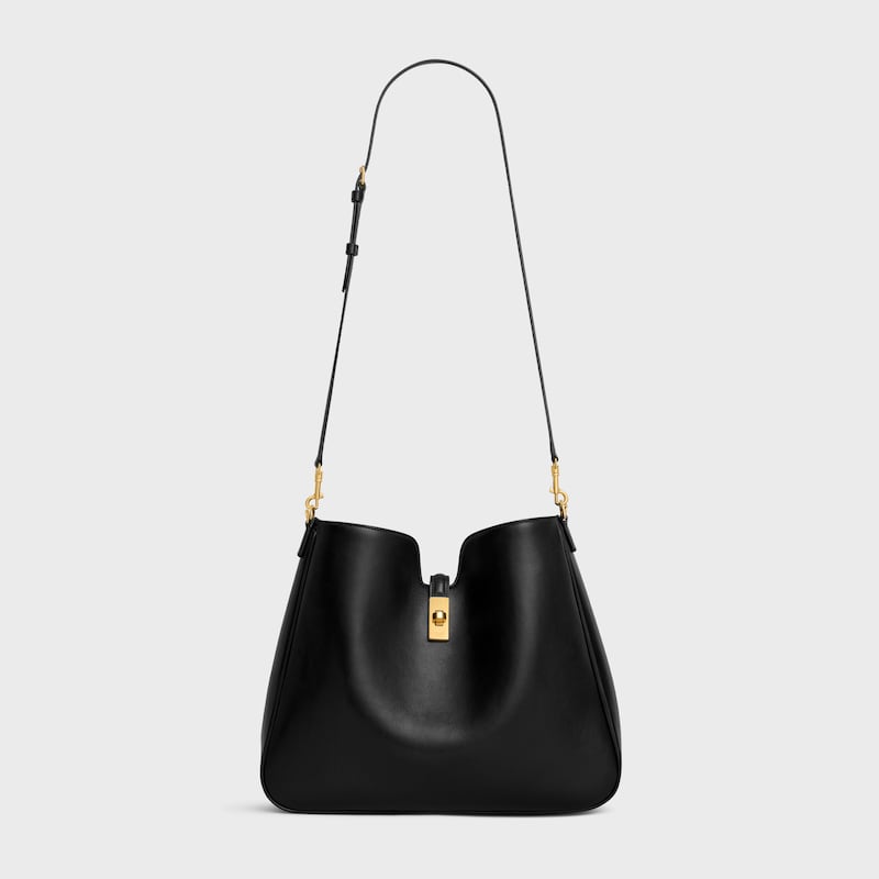 medium camille 16 soft bag in smooth calfskin