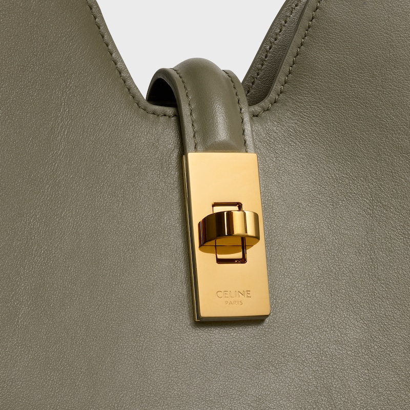 small camille 16 soft bag in smooth calfskin