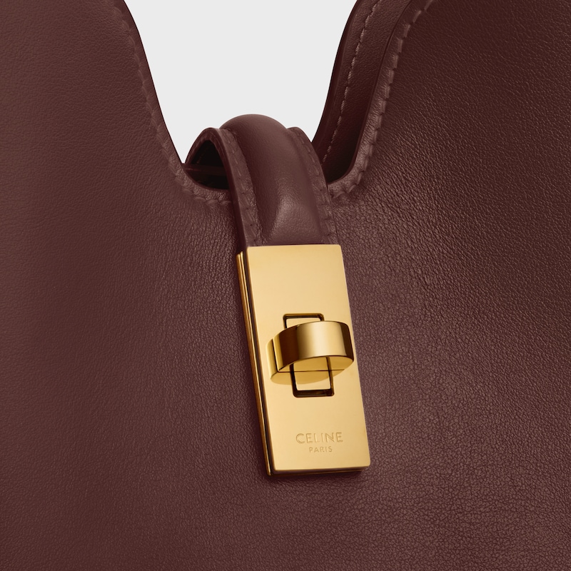small camille 16 soft bag in smooth calfskin