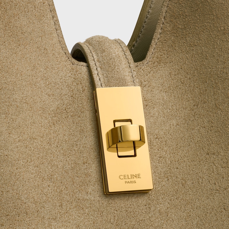 small camille 16 soft bag in suede calfskin