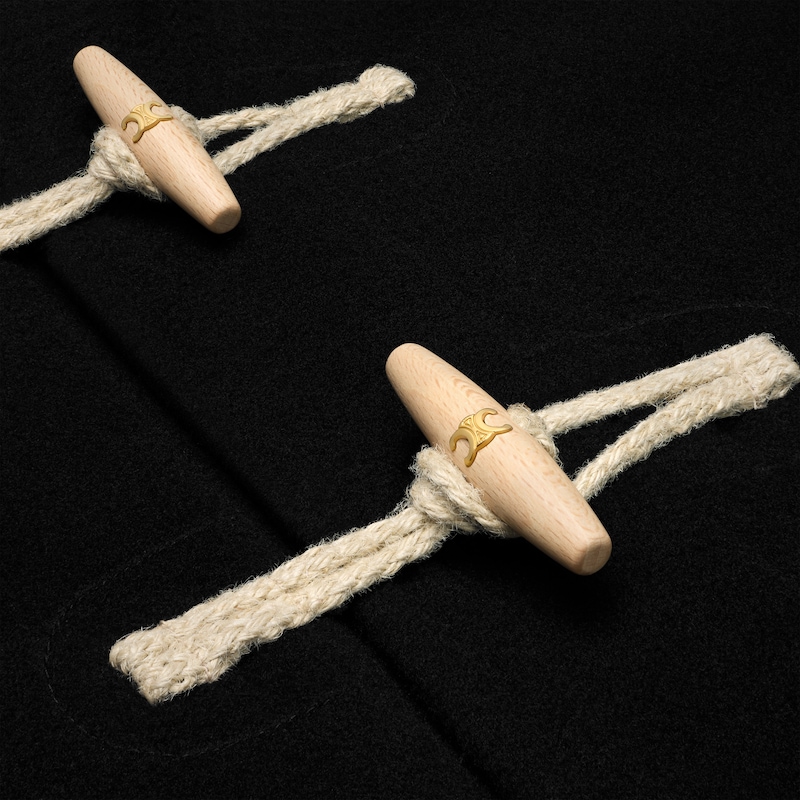 egg-shaped duffle-coat in double face cashmere