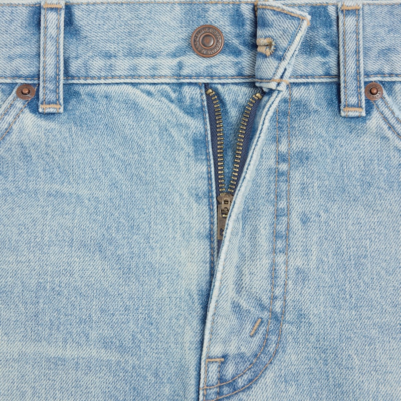 skate shorts in sweet honey wash