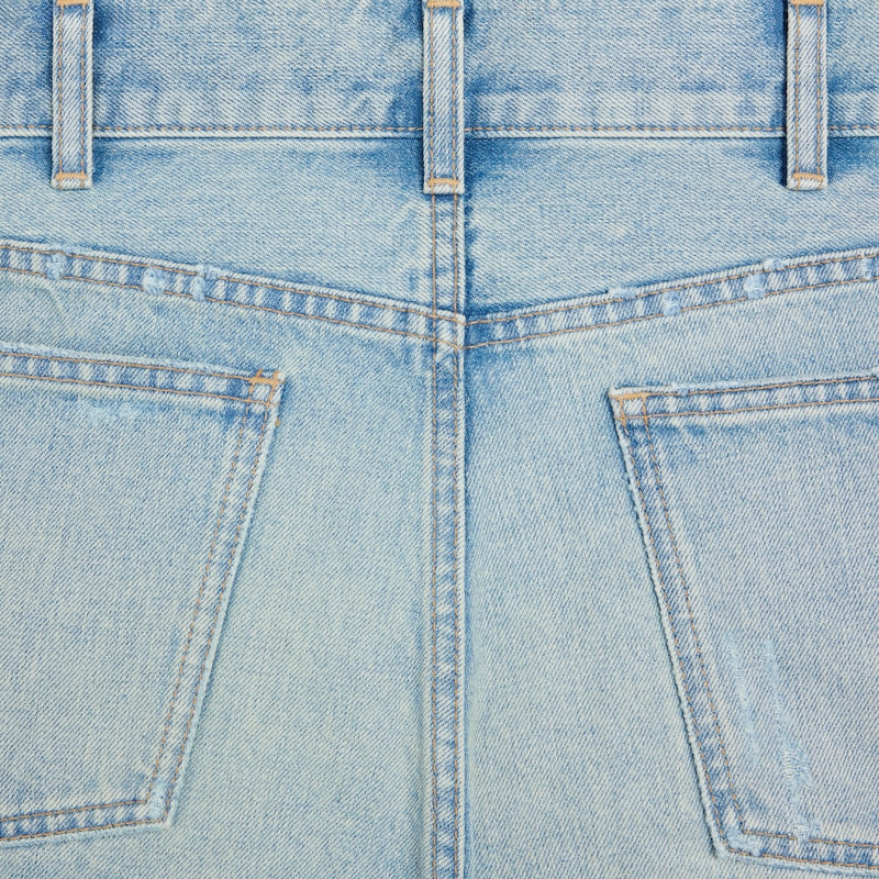 skate shorts in sweet honey wash