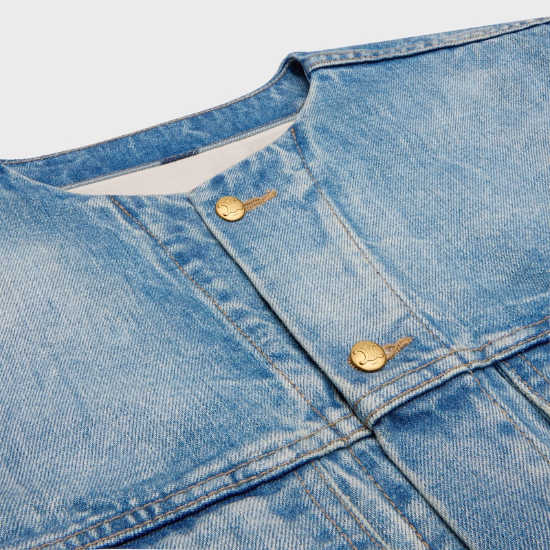 jacket in denim