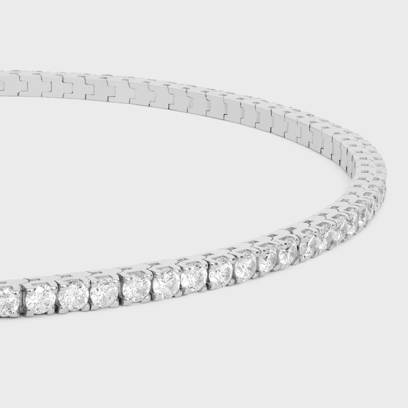 tennis bracelet in white gold and diamonds