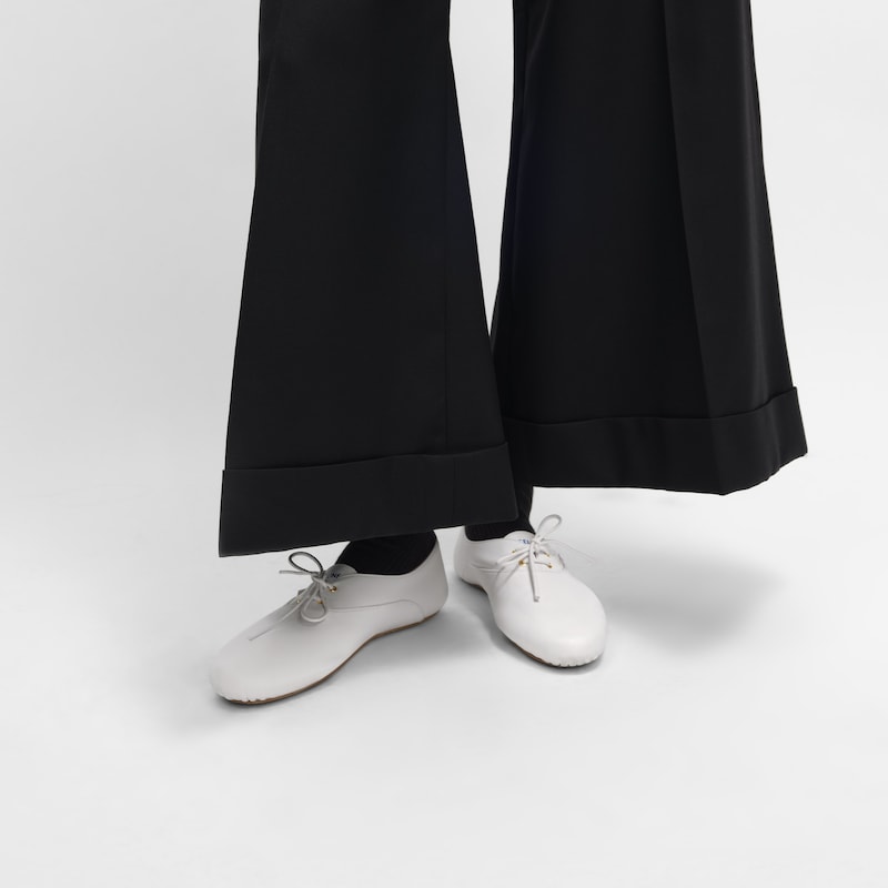 ballet - lace-up shoe in lambskin