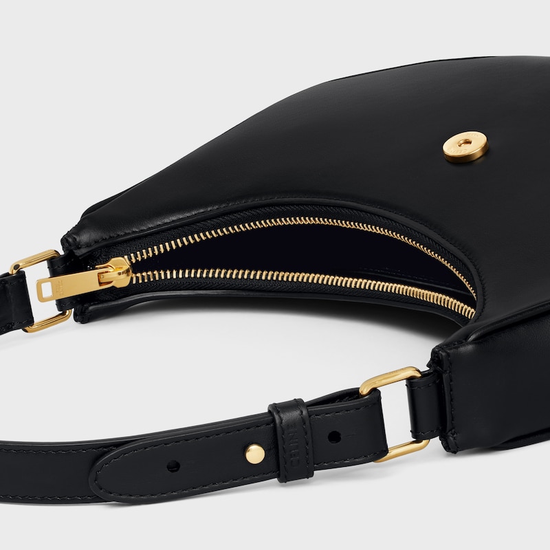 medium ava triomphe bag in smooth calfskin