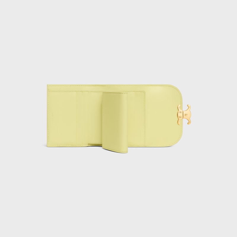 small flap wallet triomphe in shiny calfskin