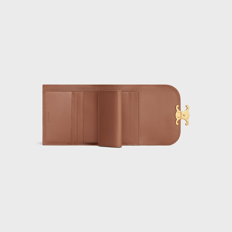 small flap wallet triomphe in shiny calfskin