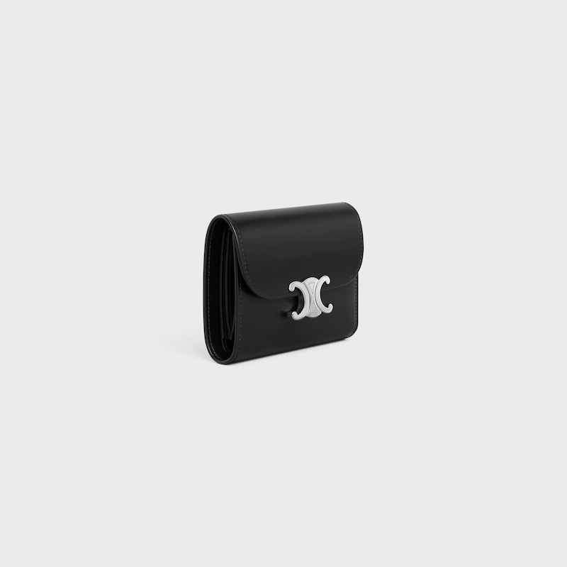 small flap wallet triomphe in shiny calfskin