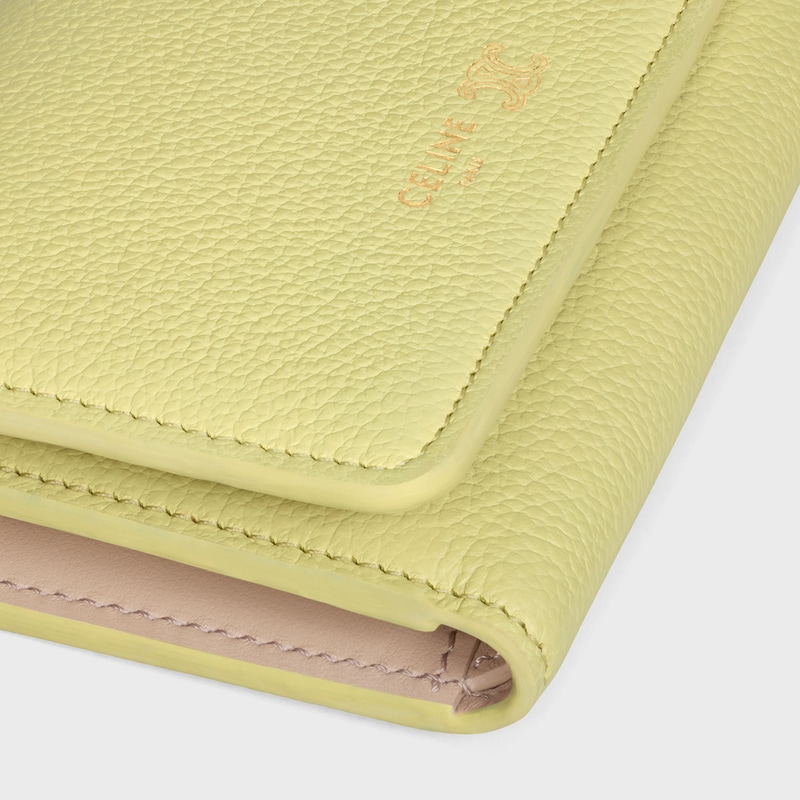 fine wallet in supple grained calfskin